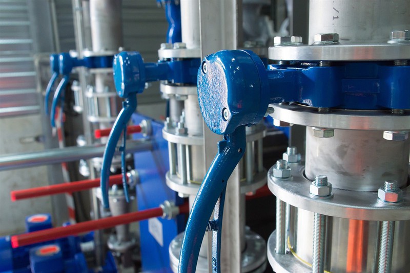 valves-4953771920 valves-4953771920